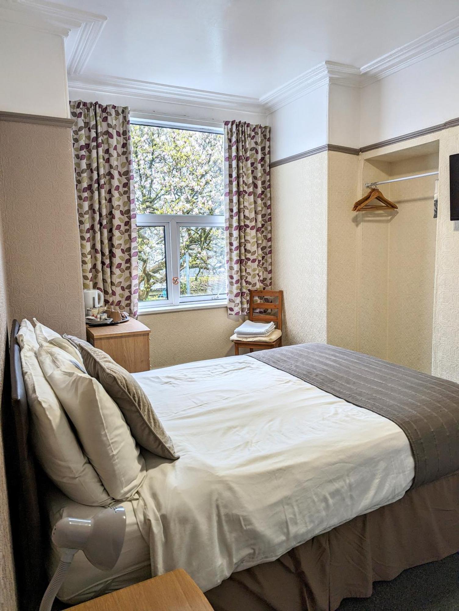 The George Guest House Plymouth Buitenkant foto